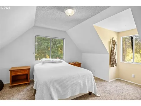 800 Byron Creek Road Winston OR 97496