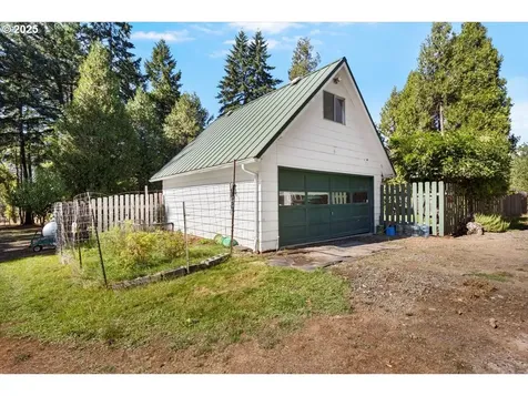 800 Byron Creek Road Winston OR 97496