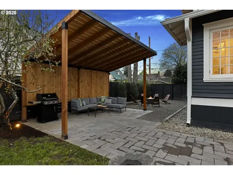 7123 SE Rhone Street Portland OR 97206