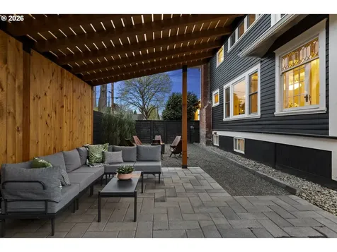 7123 SE Rhone Street Portland OR 97206