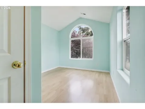 4529 SE Rural Street Portland OR 97206