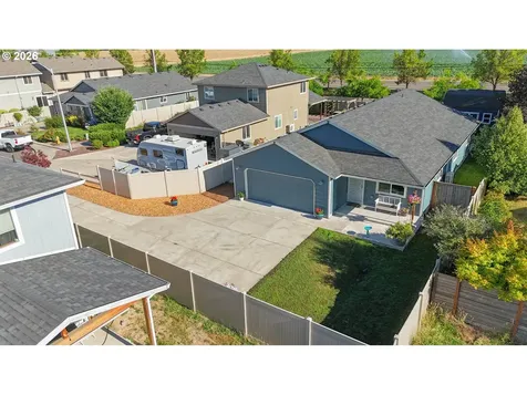 113 NE Whispering River Court Mcminnville OR 97128