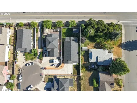 113 NE Whispering River Court Mcminnville OR 97128
