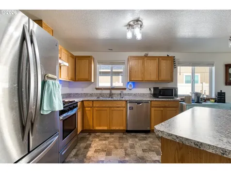 113 NE Whispering River Court Mcminnville OR 97128