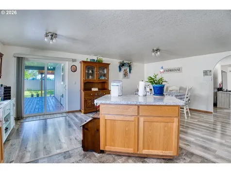 113 NE Whispering River Court Mcminnville OR 97128