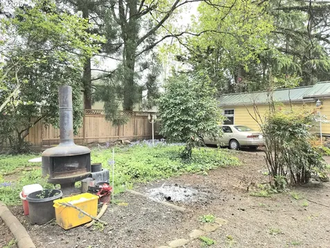 13548 SE Foster Road Portland OR 97236