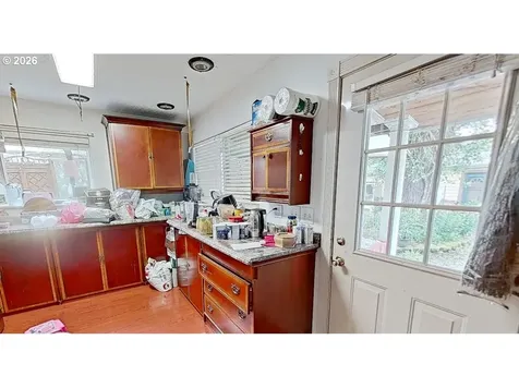 13548 SE Foster Road Portland OR 97236