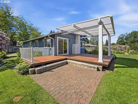 1040 Martha Court Eugene OR 97401