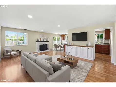 1040 Martha Court Eugene OR 97401