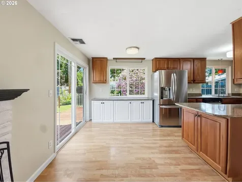1040 Martha Court Eugene OR 97401