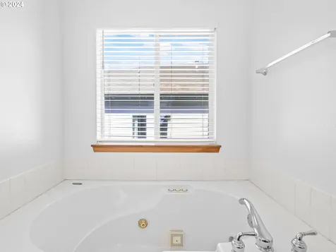 15427 SW Turnagain Drive Portland OR 97224