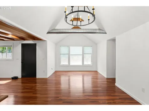 4824 SW Shattuck Road Portland OR 97221