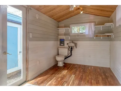 4824 SW Shattuck Road Portland OR 97221