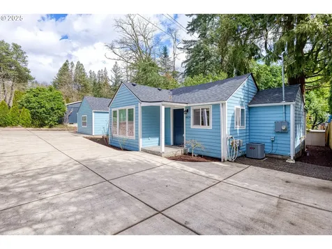 4824 SW Shattuck Road Portland OR 97221