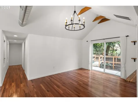 4824 SW Shattuck Road Portland OR 97221