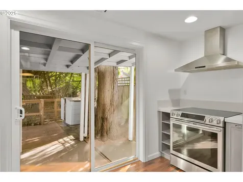 4824 SW Shattuck Road Portland OR 97221