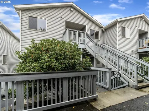 6722 N Richmond Avenue Portland OR 97203