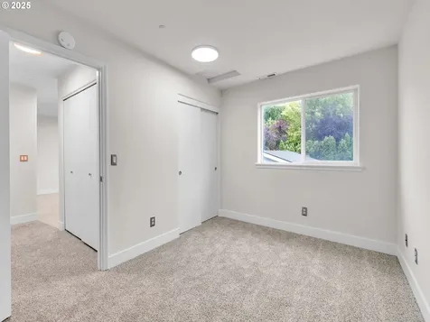 6722 N Richmond Avenue Portland OR 97203