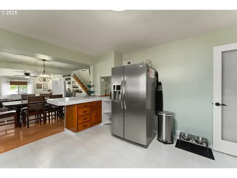 2104 NW Calkins Avenue Roseburg OR 97471
