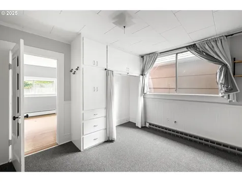 225 SW Bancroft Street Portland OR 97239