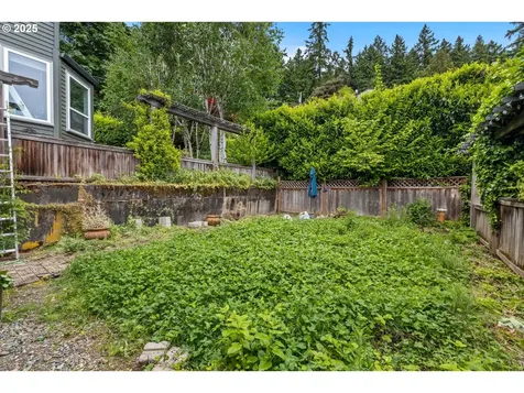 225 SW Bancroft Street Portland OR 97239