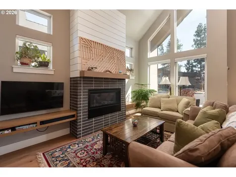 152 W Clearpine Drive Sisters OR 97759