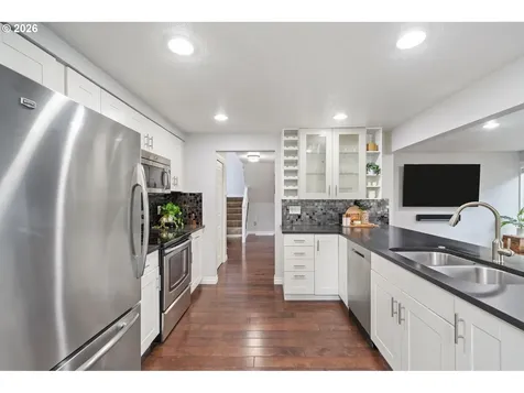 1659 Oak Street Lake Oswego OR 97034