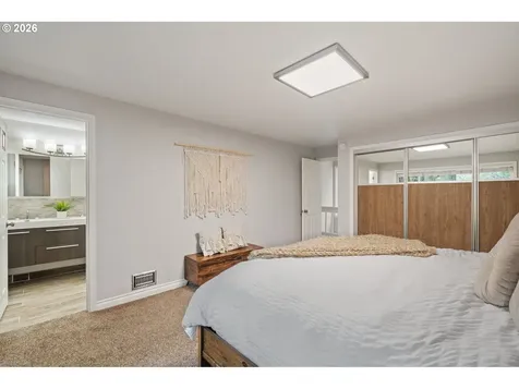 1659 Oak Street Lake Oswego OR 97034