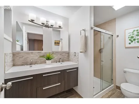 1659 Oak Street Lake Oswego OR 97034