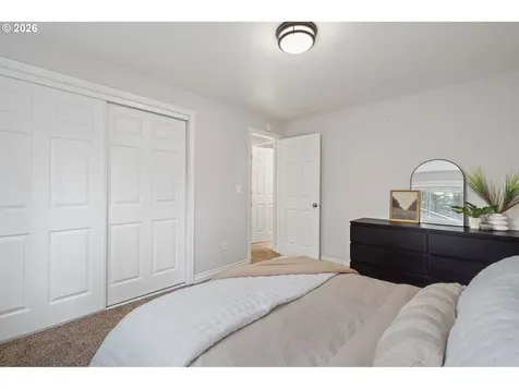 1659 Oak Street Lake Oswego OR 97034