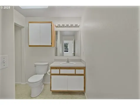 3617 Westleigh Street Eugene OR 97405