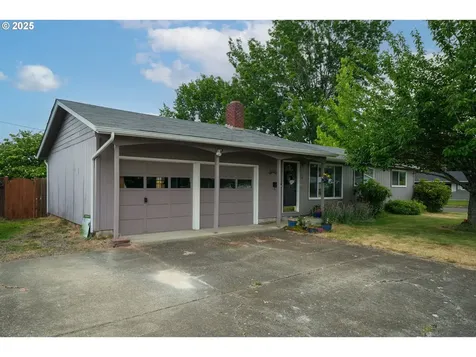 2130 NW Garryanna Street Corvallis OR 97330