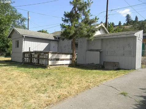 214 E 13th Street The Dalles OR 97058