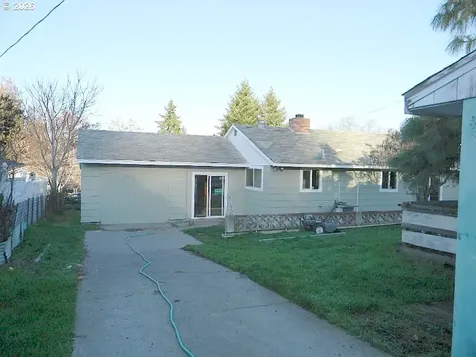 214 E 13th Street The Dalles OR 97058