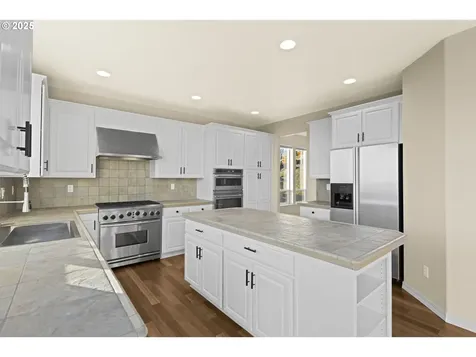 11018 SE Lenore Street Happy Valley OR 97086