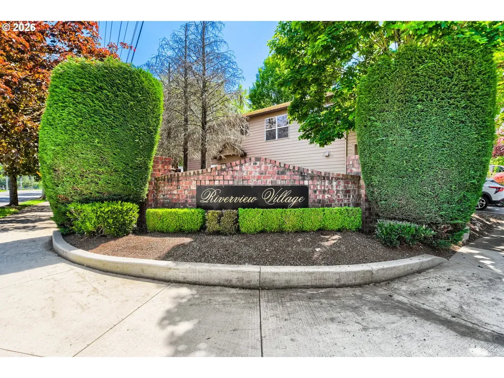 15711 NE Beech Street Portland OR 97230