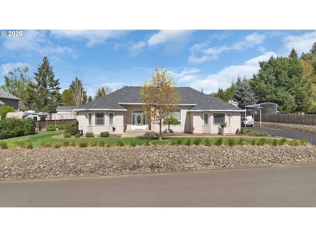 402 Martha Drive Winchester OR 97495