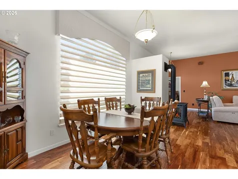 402 Martha Drive Winchester OR 97495