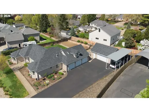 402 Martha Drive Winchester OR 97495