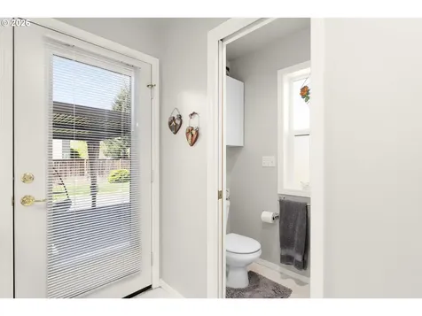 402 Martha Drive Winchester OR 97495