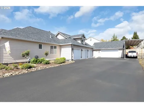 402 Martha Drive Winchester OR 97495
