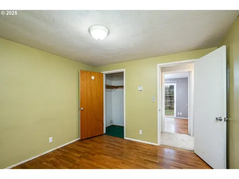 2074 Monterey Lane Eugene OR 97401