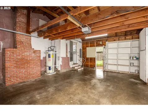 2074 Monterey Lane Eugene OR 97401