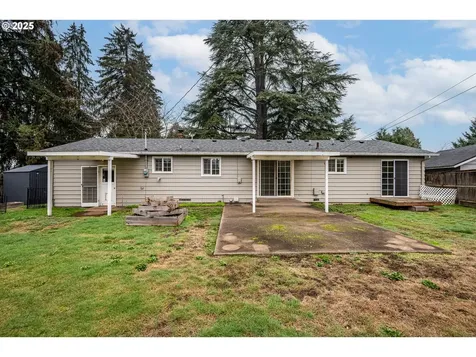 2074 Monterey Lane Eugene OR 97401