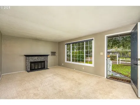 2074 Monterey Lane Eugene OR 97401