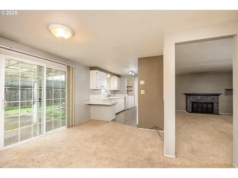 2074 Monterey Lane Eugene OR 97401