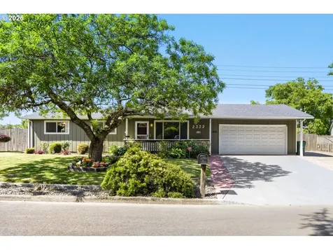 2332 Rhodora Street Forest Grove OR 97116