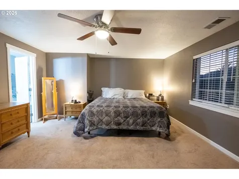 786 North View Drive Winchester OR 97495