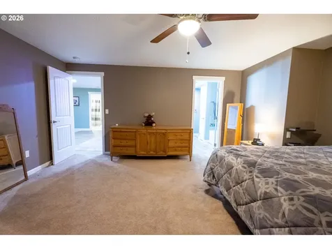 786 North View Drive Winchester OR 97495