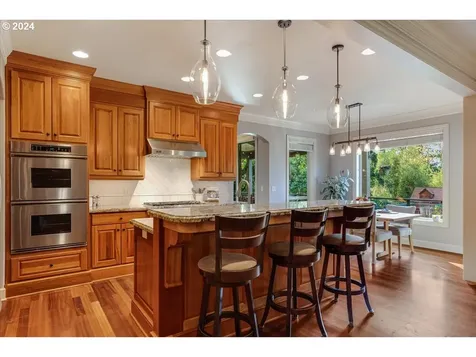 8311 SW 42nd Avenue Portland OR 97219